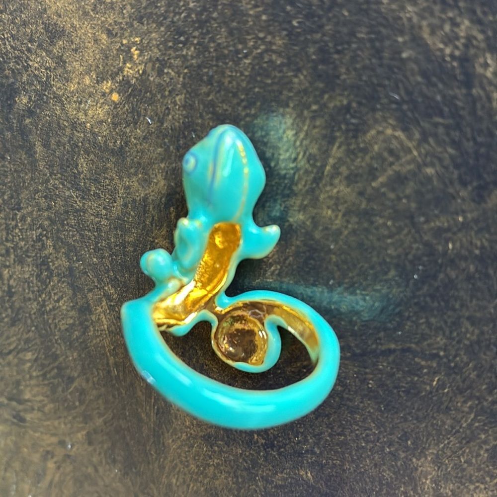 NWT Aqua/gold metal enameled chameleon ring Sz 5 novelty trendy unique gothic - Picture 3 of 9